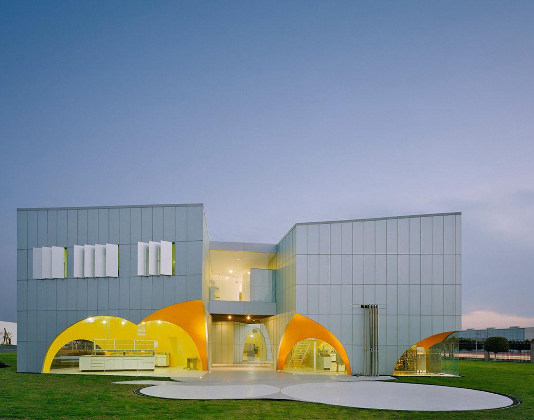 墨西哥雀巢集團創(chuàng)新實驗室／Rojkind Arquitectos
