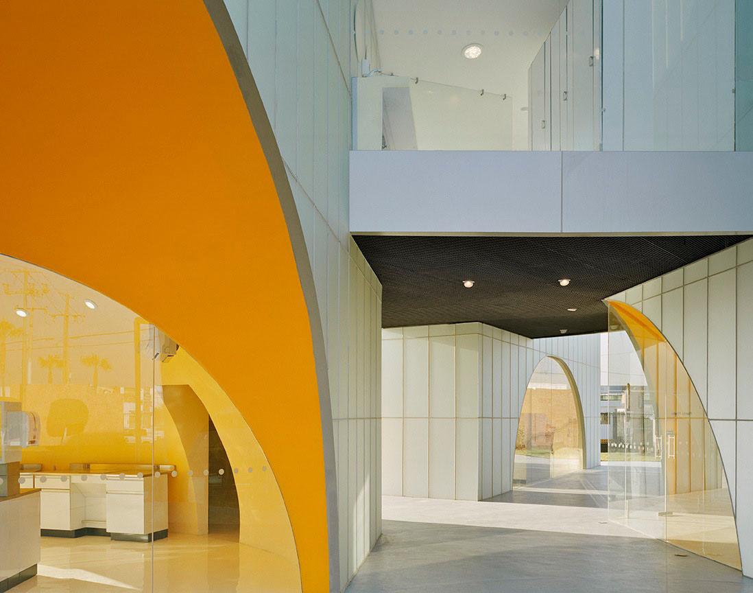 墨西哥雀巢集團創(chuàng)新實驗室／Rojkind Arquitectos