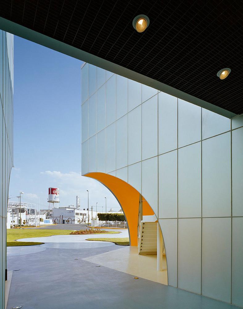 墨西哥雀巢集團創(chuàng)新實驗室／Rojkind Arquitectos