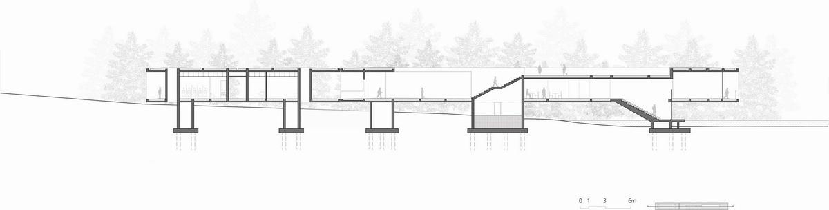 調(diào)整大小 37_8._景觀廊長剖面_Longitudinal_Section_of_the_Bridge_House.jpg