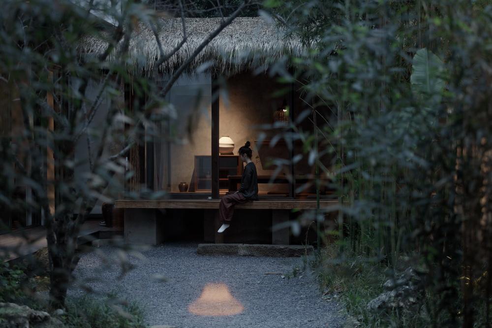 在成都城中安放一片山林，是以不知春齋茶宿/ 時(shí)地建筑