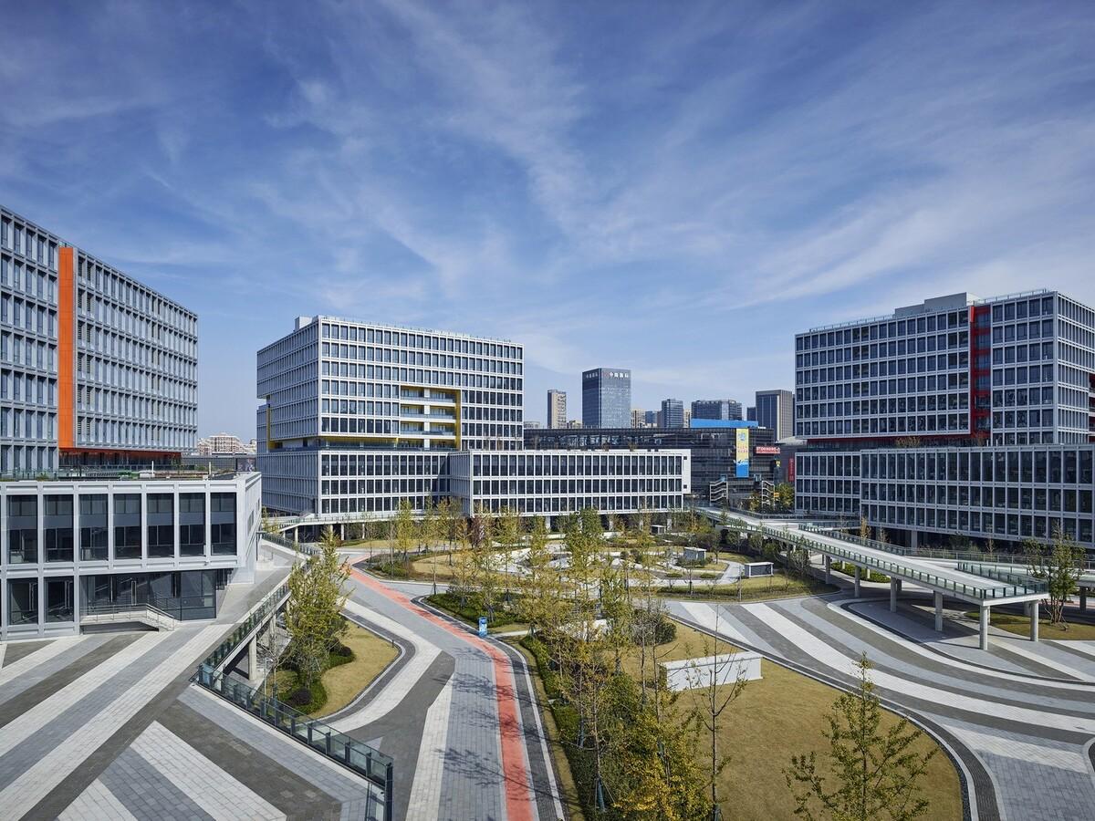 阿里巴巴杭州軟件生產(chǎn)基地二期 / 浙江省建筑設(shè)計研究院