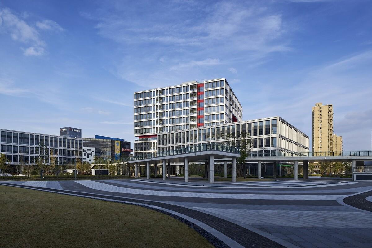 阿里巴巴杭州軟件生產(chǎn)基地二期 / 浙江省建筑設(shè)計研究院