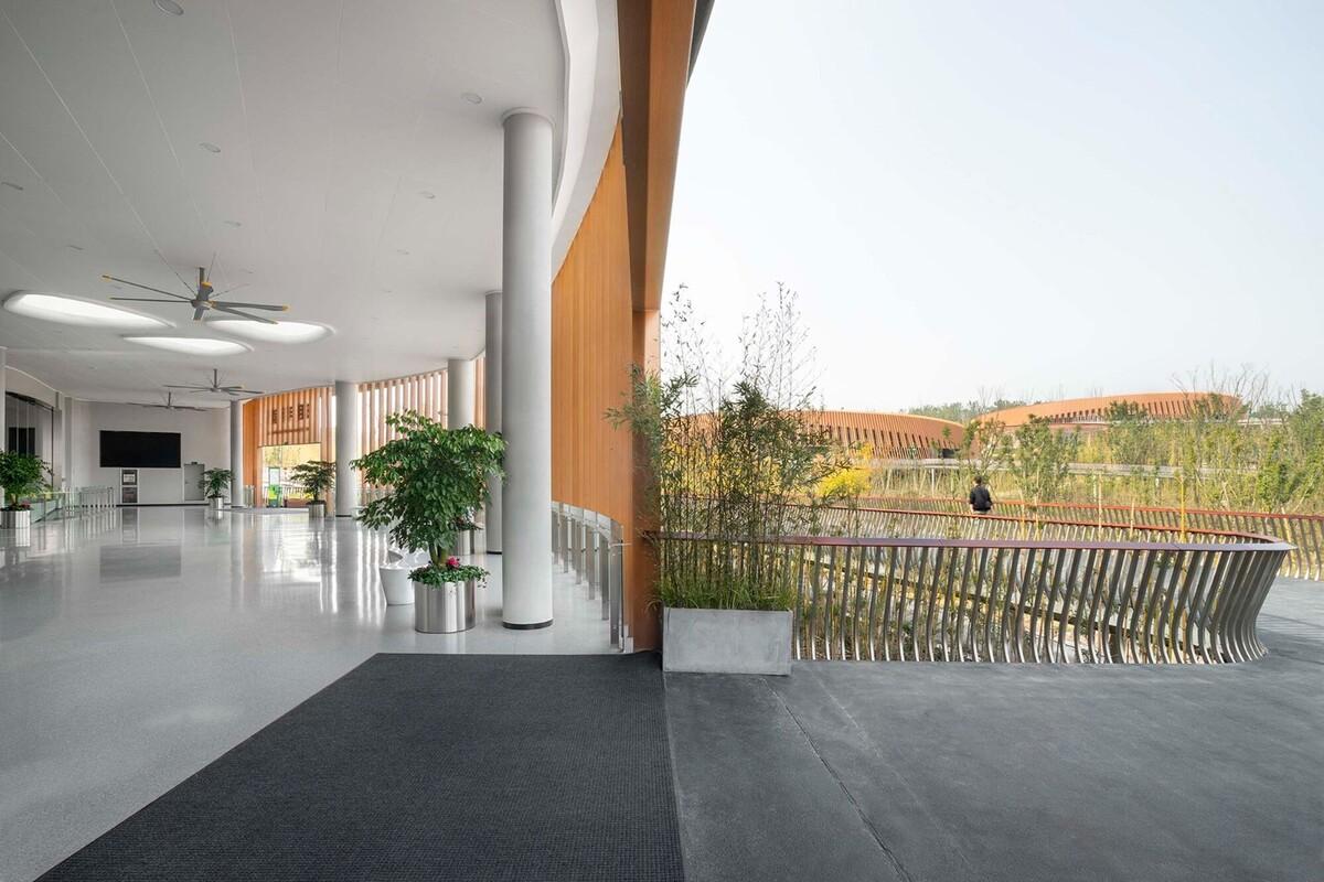 成都熊貓新舍: 溪谷林壑間的自然棲居 / EID Arch姜平工作室