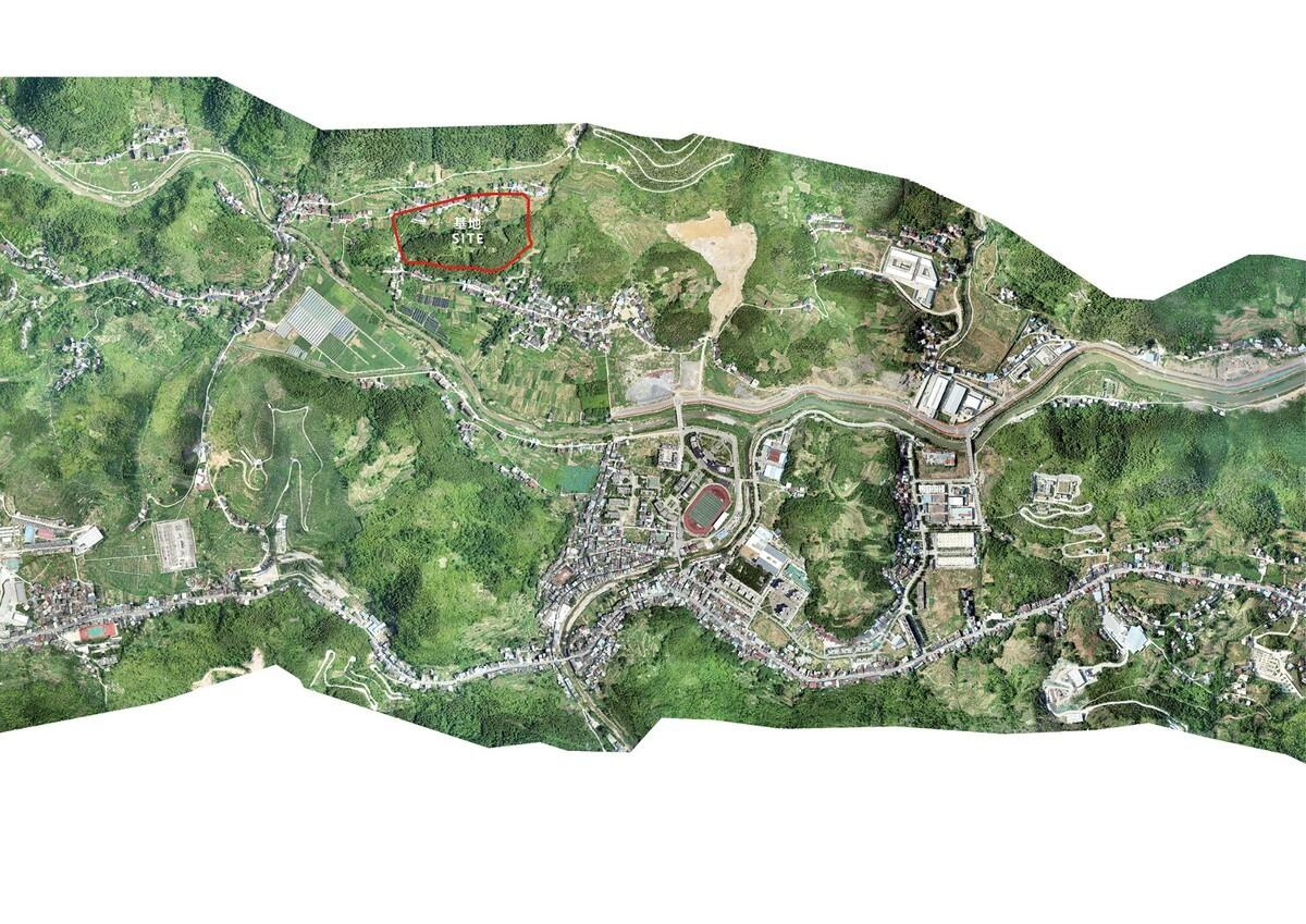 三峽巴蜀中學(xué)：建筑與大地的和諧協(xié)奏 / 西筑設(shè)計(jì)作品