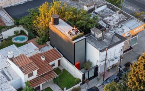 弗蘭·維尼亞斯事務(wù)所 / FV Arquitectos